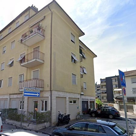 Loft 82 Apartments Больцано Экстерьер фото